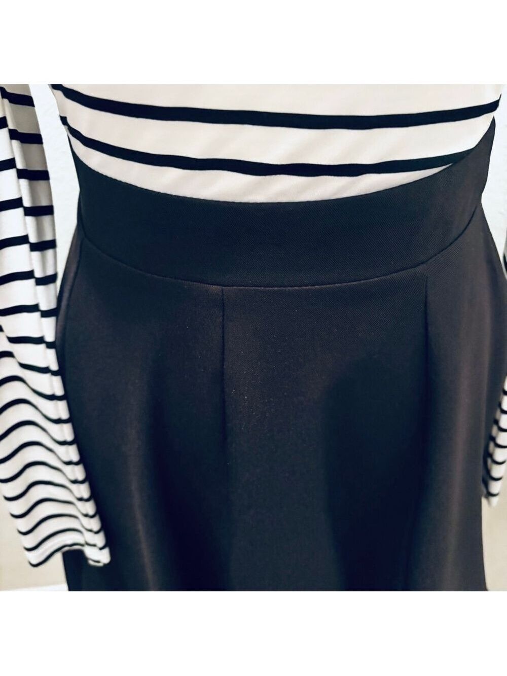 GUESS Black and White Striped Long Sleeve Fit and Flare Dress - Picture 6 of 14